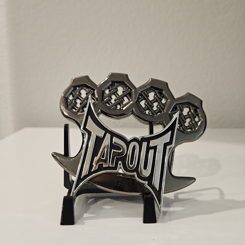 Tapout Silver and Black Brass Knuckles Belt Buckle 4.25" x 3.75" Very Rare!